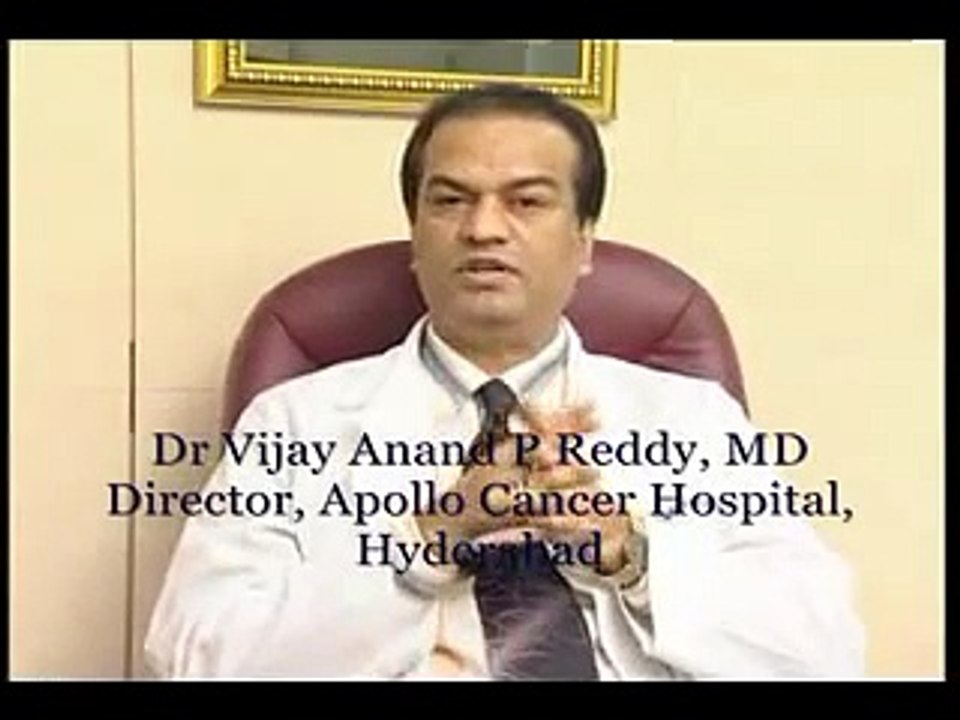 Oncologist Specialist Dr. Vijay Anand Reddy Suggests the Right Diet to Prevent Cancer