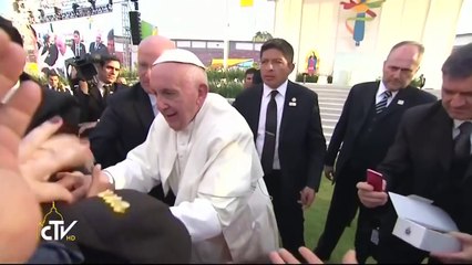 ANCHE PAPA FRANCESCO PUÒ PERDERE LA PAZIENZA!!!