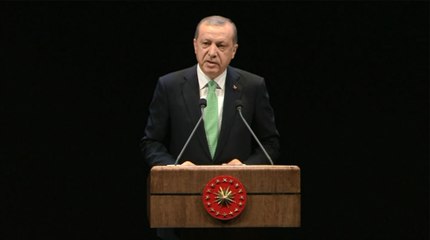 Almanya'yı topa tuttu