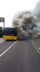 Se incendia bus de la empresa Mirna en Comayagua