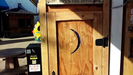 Animatronic Hillbilly in Wisconsin Dells 🤠