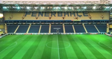 Manchester United, Şükrü Saraçoğlu Stadı'nın İsmini 2 Kez Yanlış Yazdı