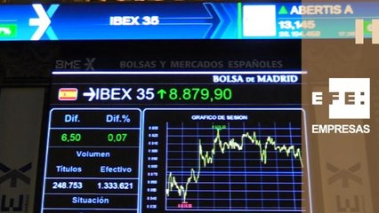 La Bolsa española cierra plana y no consigue mantener los 8.900 puntos