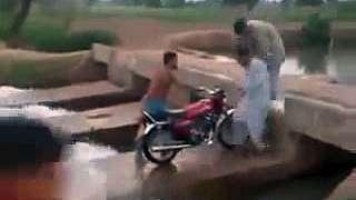 Very funny clip Pakistani hahahaha