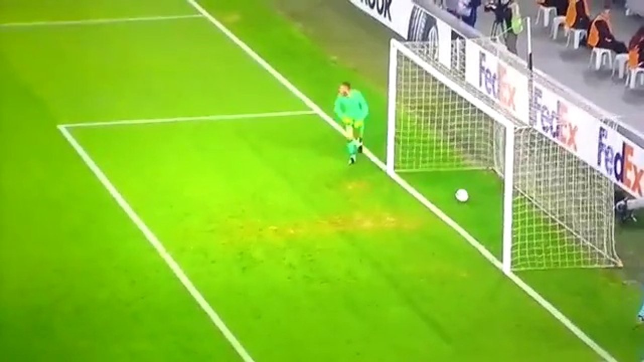 Fenerbahce vs Manchester United 1-0 Moussa Sow Amazing Goal 3_11_2016 -