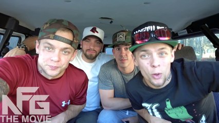 BAIT MOPED PRANK ENDS IN KNOCKOUT!!!