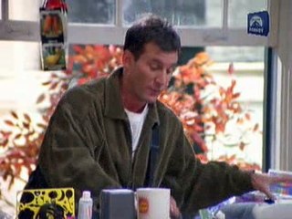 Caroline In The City - 201 - Caroline And The Younger Man Part 1