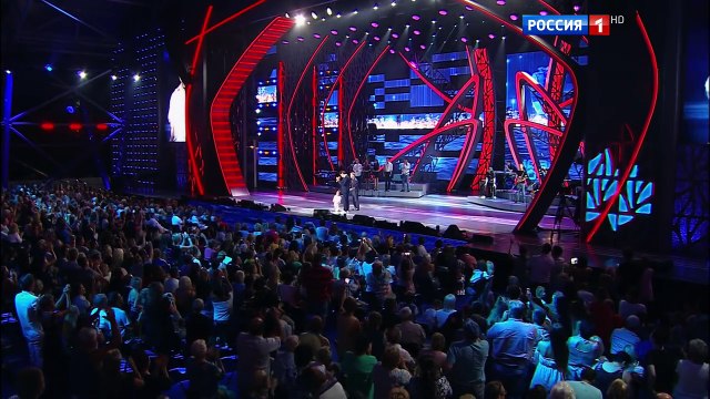 Дима Билан и Данил Плужников - Мама (вечер Олега Газманова на Новой Волне-2016)