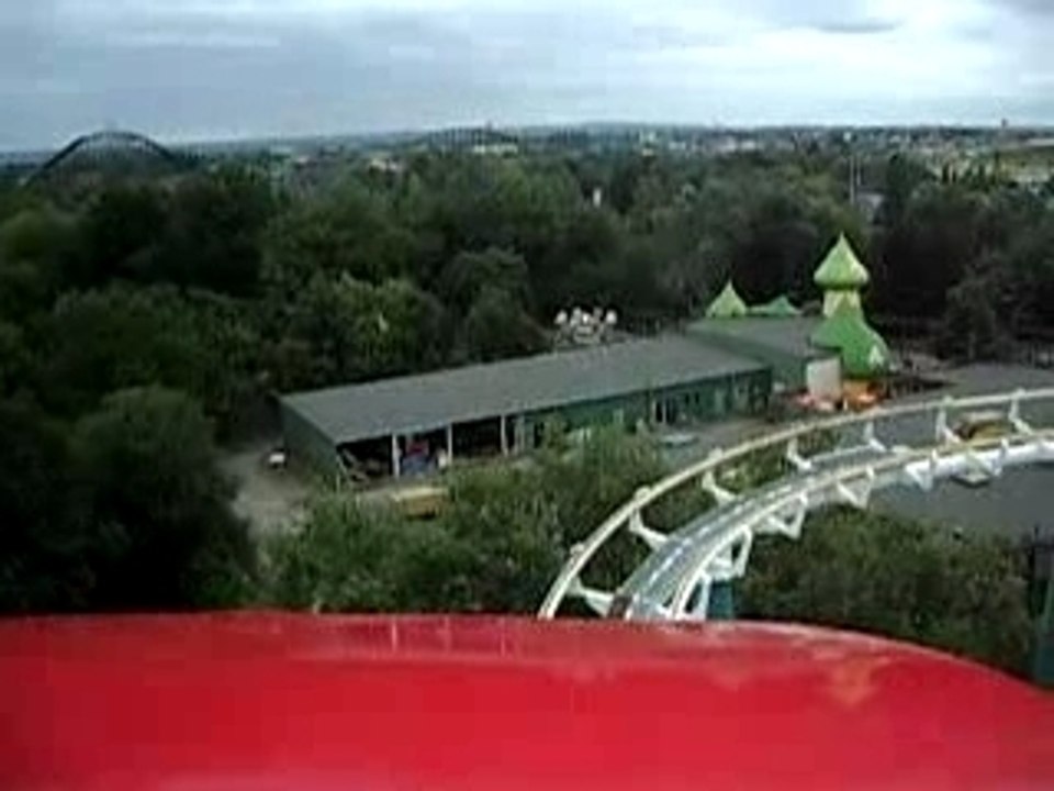 ACCUEIL DE LOISIRS AOUT 2007: Caméra embarquée sur grand 8