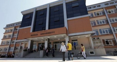 Arnavutluk'tan FETÖ Okullarına "Türk Bayrağı Kullanmayın" Talimatı