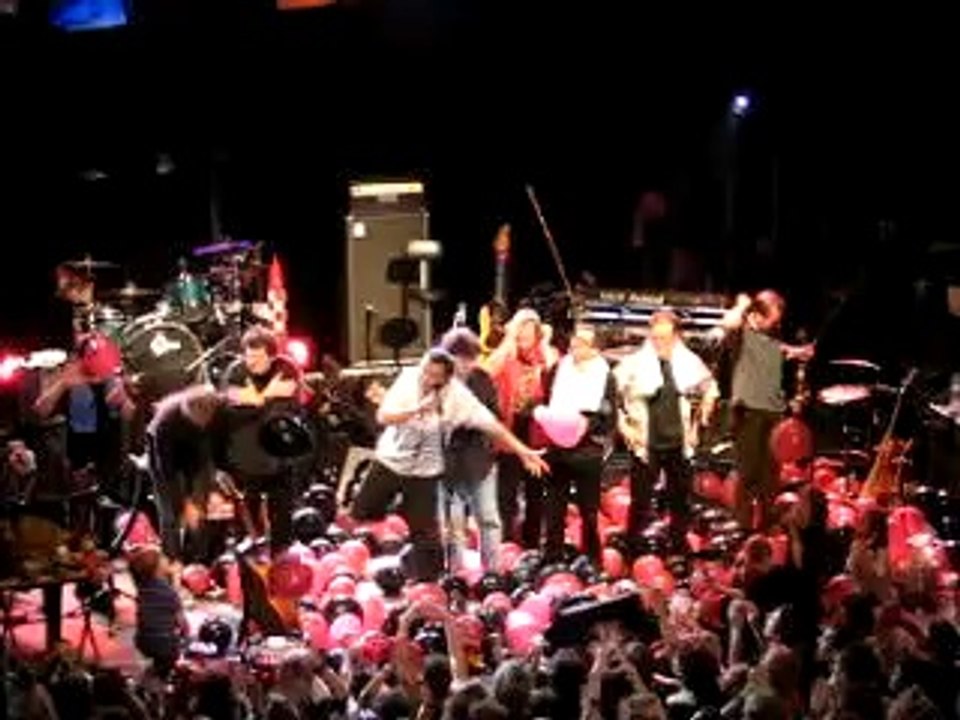 Concert Priver  Renaud a La cigal  le 29  septembre  2007  2 emes video