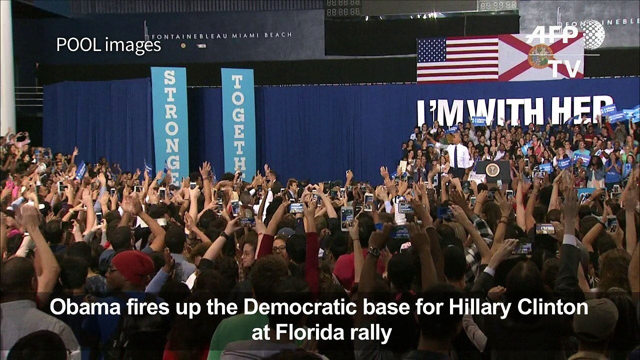 Obama fires up Democratic base for Clinton in Florida