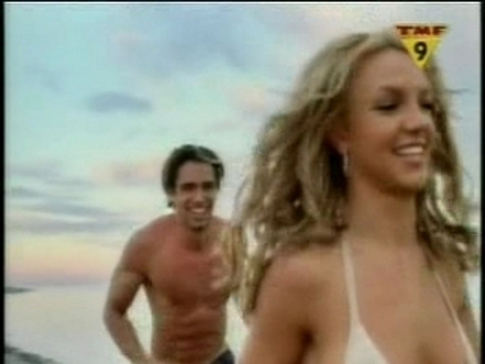 Britney Spears - Running in bikini