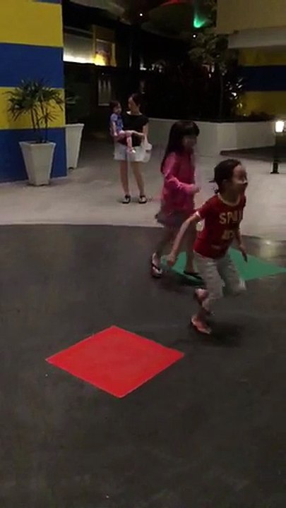 Kids slo-mo jump