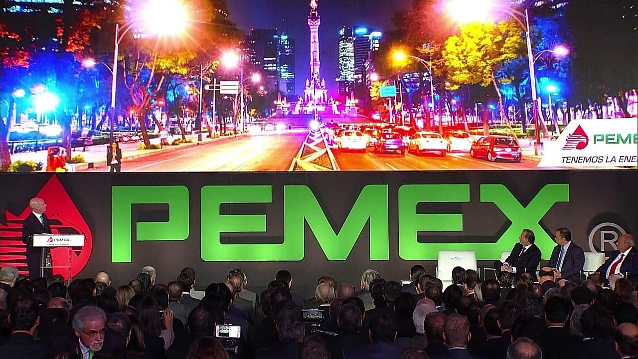 Petrolera Pemex anuncia plan de negocios para e...