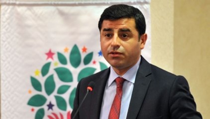 Terör Soruşturması Kapsamında Gece Diyarbakır'daki Evinde Gözaltına Alınan Hdp Eş Genel Başkanı...