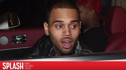 Chris Brown obtient un ordre de restriction contre une fan obsédée