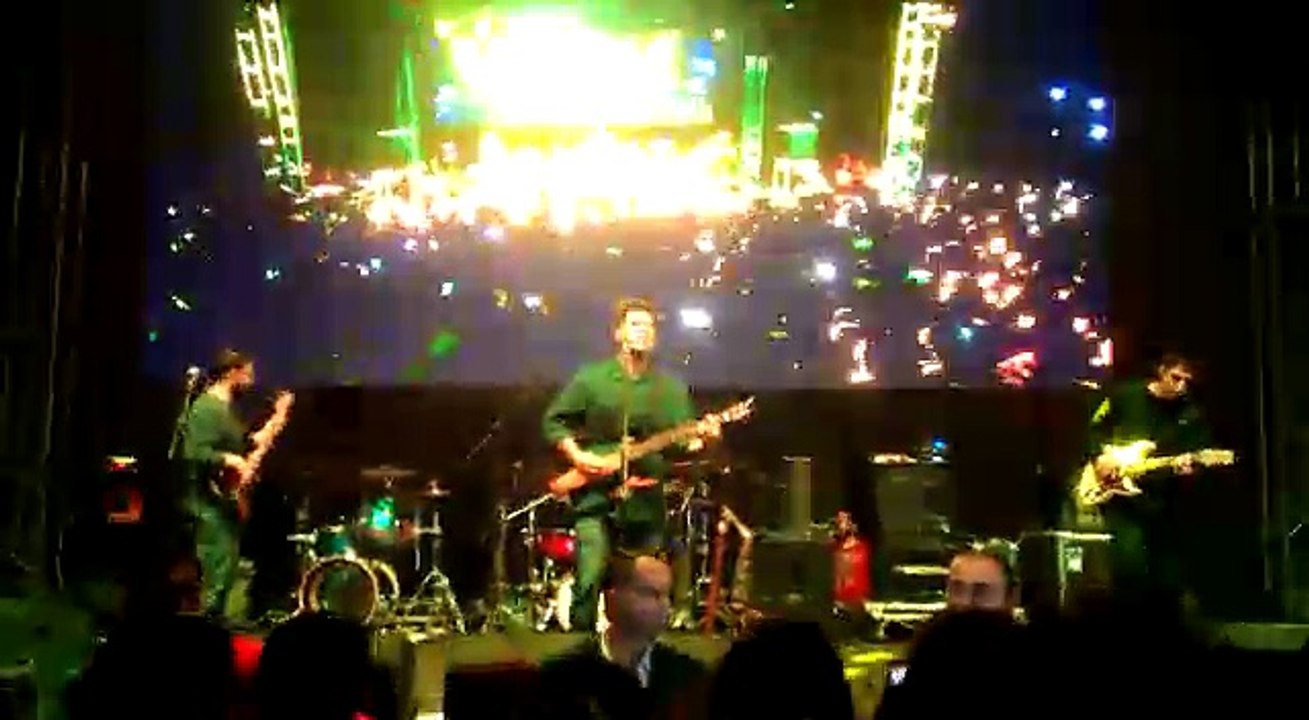 Pinhani konserinden harika bir parça