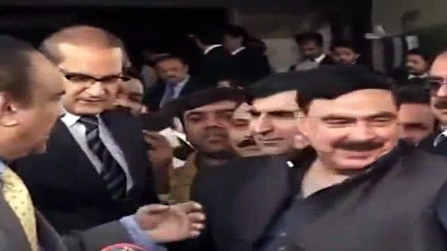 Khurram Nawaz Gandapur and Naeem ul haq fighting and abusing each other - Uncencensored Full Video