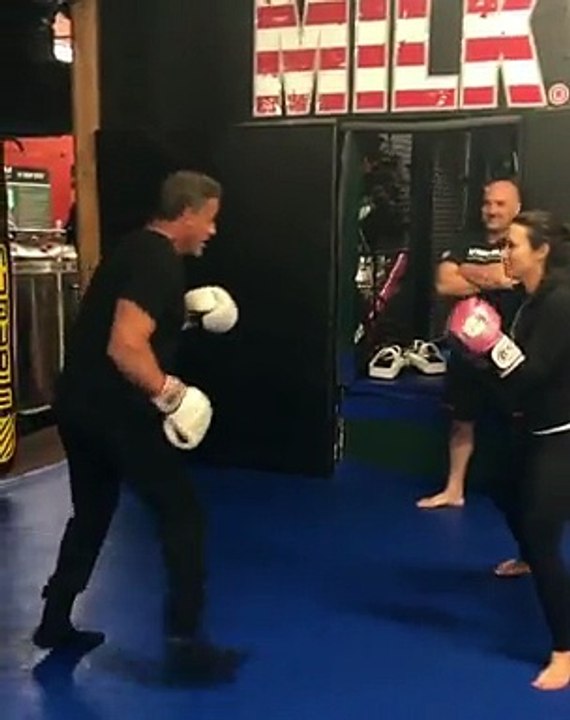 Quand Demi Lovato fait un combat de boxe avec Rocky Balboa