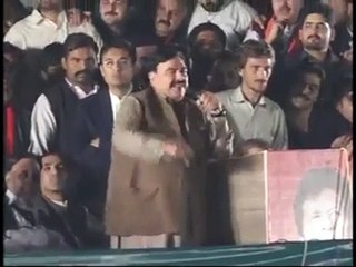 Watch Sheikh Rasheed's taunt to Bilawal for kissing Maulana Fazal ur Rehman