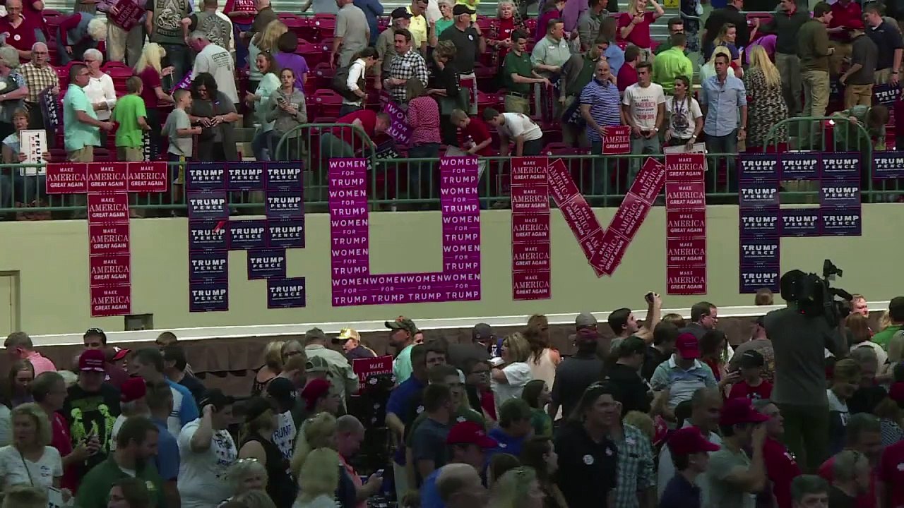Trump im Wahlkampfendspurt mit Ehefrau Melania