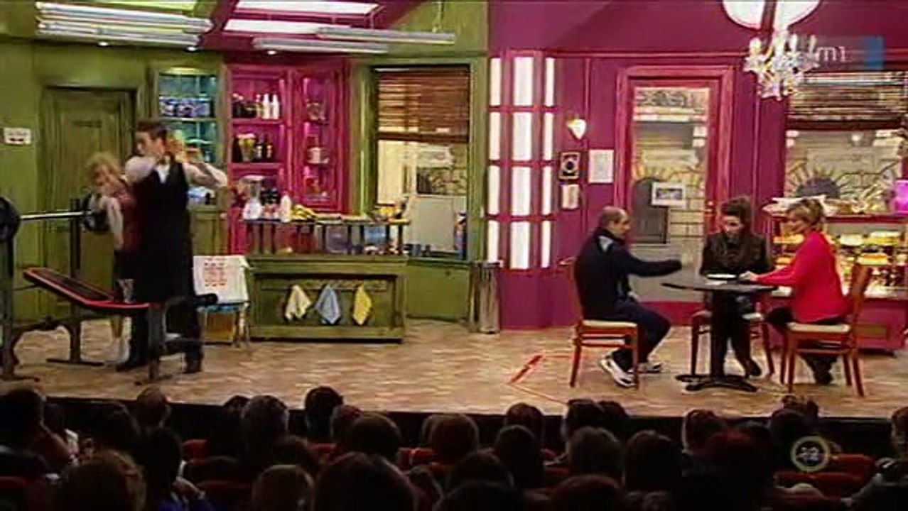 Mindenből Egy Van S02e05