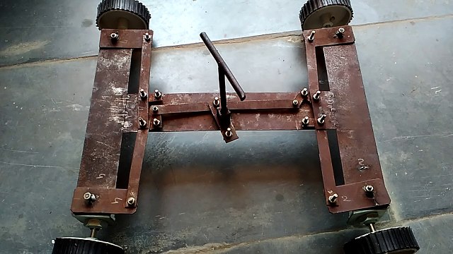 FOUR WHEEL STEERING MECHANISM-MECHANICAL PROJECTS, MINI PROJECTS 1