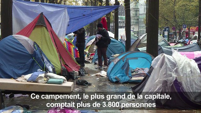 Migrants: fin de l'évacuation du campement de Stalingrad