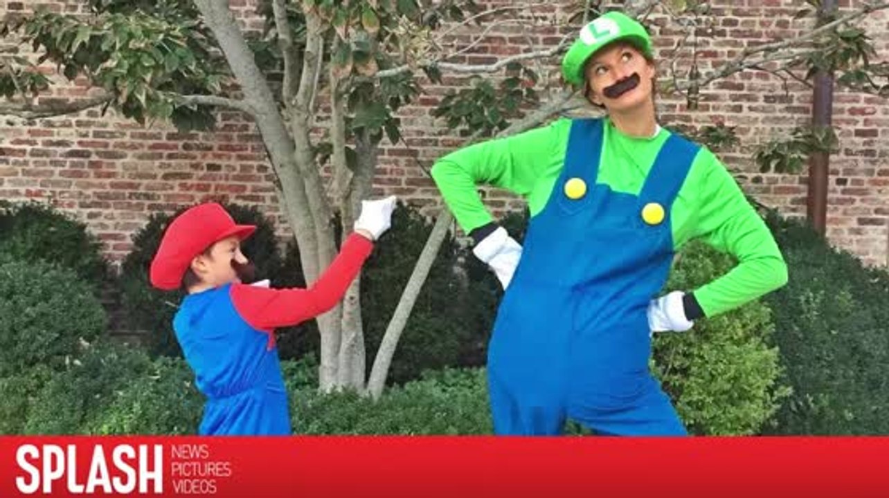 Los hijos de Gisele Bundchen regalaron sus propios dulces de Halloween