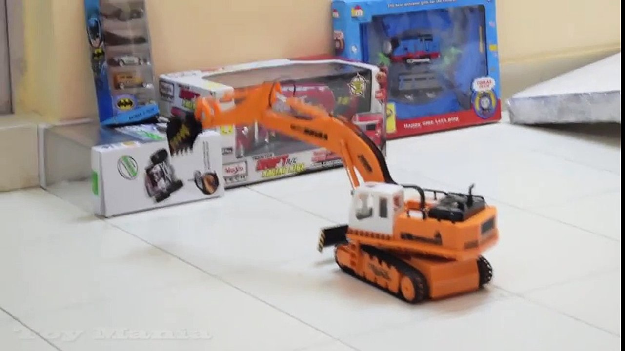jcb - excavator videos for children - Toy Bruder Backhoe Excavator, Crane Truck and Diggers for kids