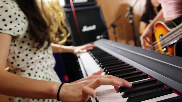 Johnny B Goode Original Chuck Berry Ensambles Ikalli (Cover)