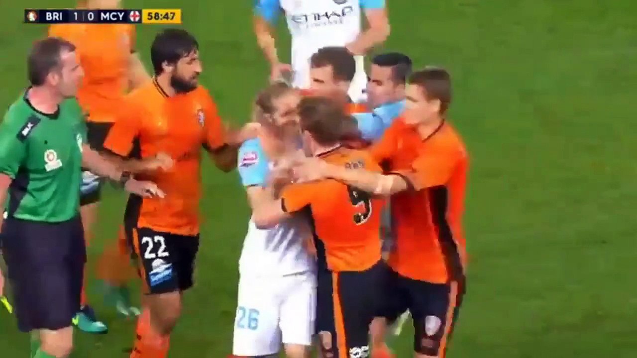 Fight u25cf Brisbane Roar FC vs Melbourne City 1-0 u25cf Australian A-League 04_11_2016