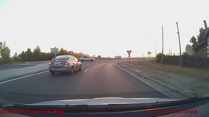 ne sait pas prendre un rond point