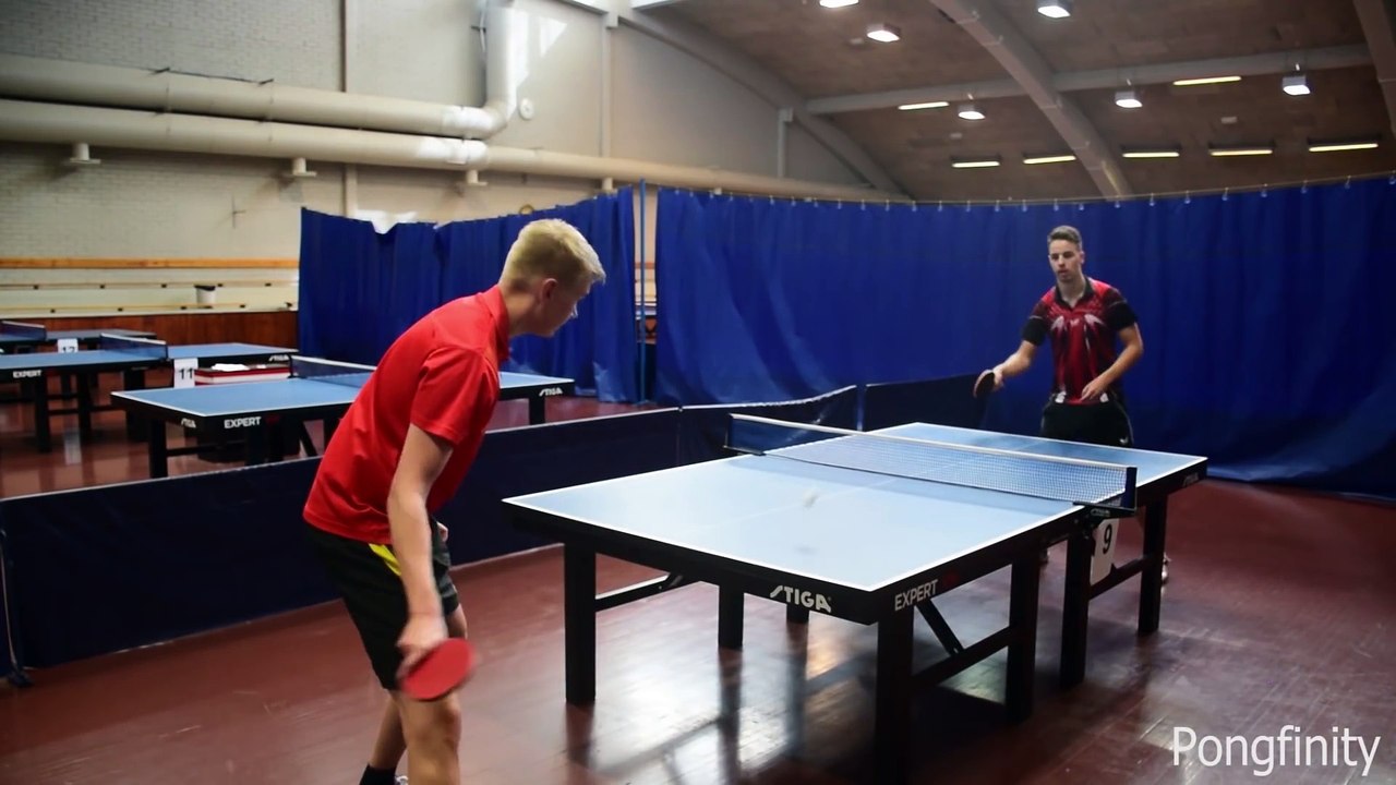 Ils réalisent des trick shots impressionnants en ping pong