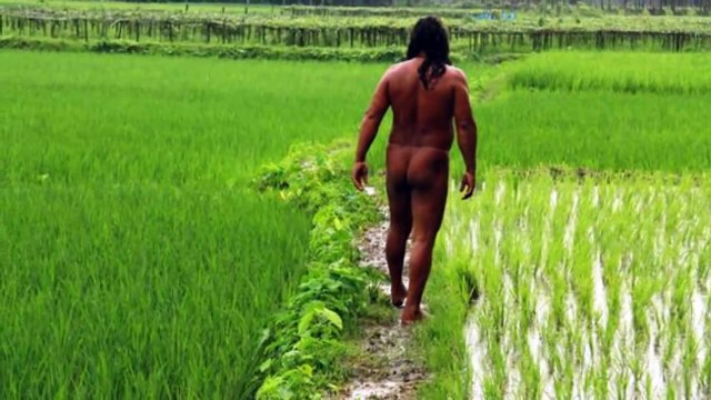 ANEH TAPI NYATA!! Petani Ini TAK BERPAKAIAN SEHELAI PUN Selama 40 Tahun !