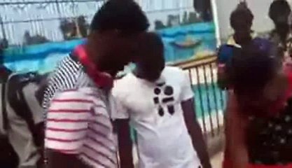 L' impresssionnant Parking voiture de luxe de Sidiki Diabaté