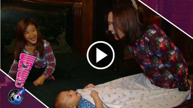 Mandikan Bayi, Mulan Direcoki Safeea - Cumicam 05 November 2016