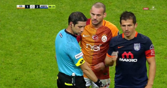 Emre Belözoğlu: Fatih Terim Beni Fiorentina'dayken Çağırdı