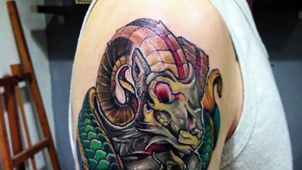 Modèles tatouage signe du capricorne