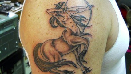 Modèles tatouage signe du sagittaire
