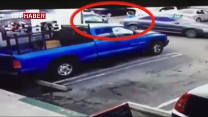 Yaşlı kadını ezip geçti