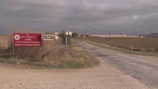 F Tipi Cezaevi Önünden Görüntüler - Edirne