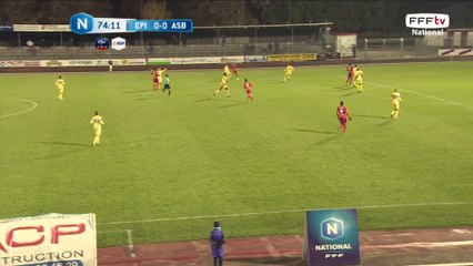 Yoan qui fait son taf en défense et attaque!