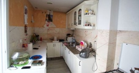 Manchester City'ye Nolito'nun Annesi, Fare Yuvaları Olan Evde Yaşıyor