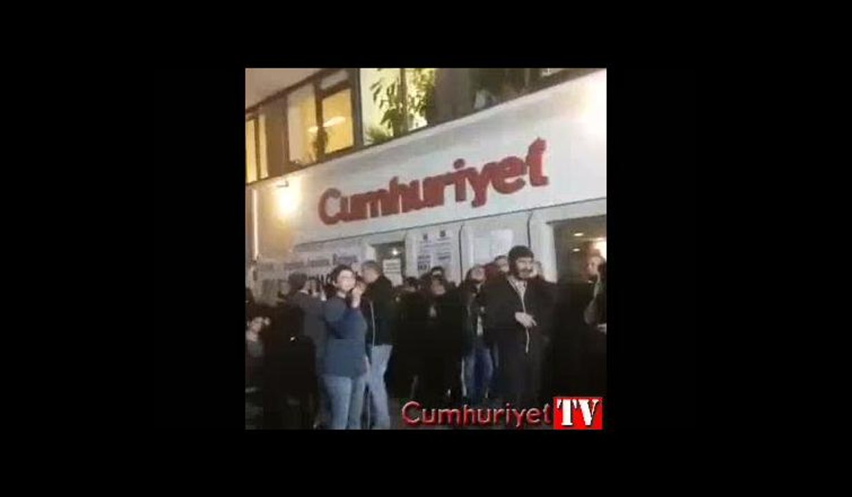 İlkay Akkaya Cumhuriyet'teydi