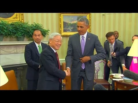 TBT Đảng CSVN Nguyễn Phú Trọng đối thoại với TT Obama về thương mại, biển Đông, nhân quyền