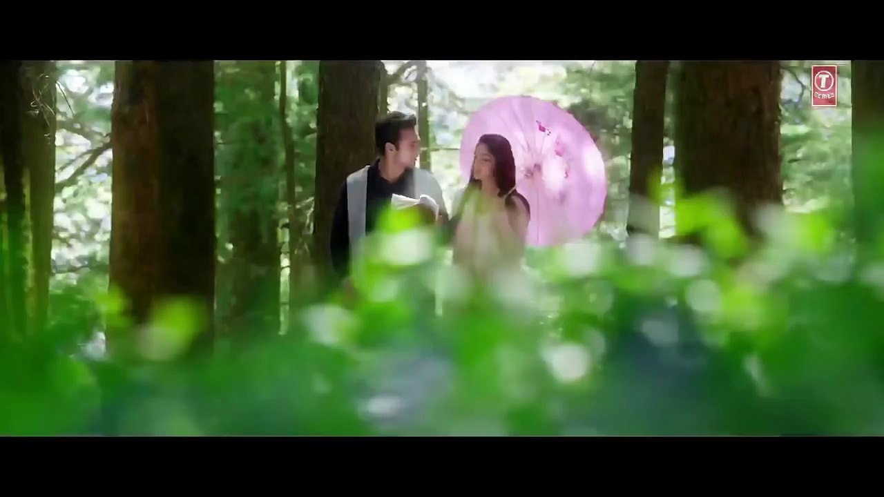 MUJ KU BARSAAT BANA LU SONG JUNOONIYAT MOVIE 2016