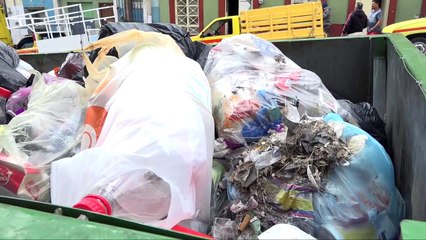 Contenedores rebosantes Basura