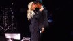 Beyonce and Jay Z Passionately Kiss On Stage At Hillary Clinton Concert